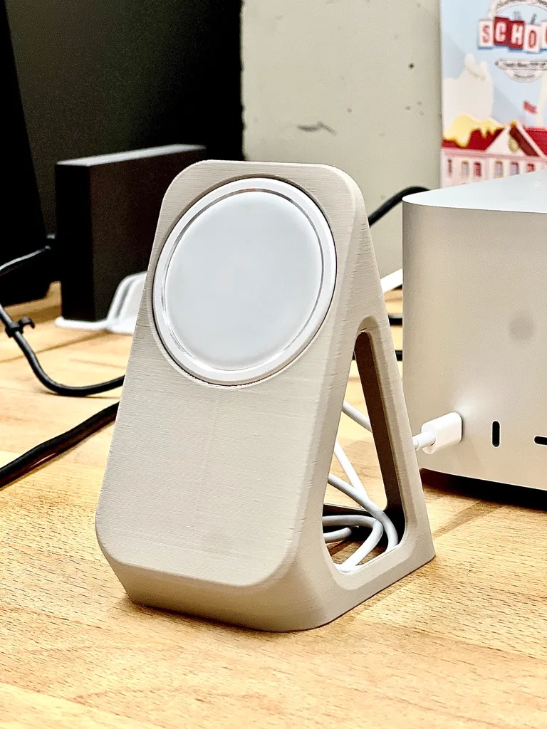 006. Minimal Magsafe holder by Type001 - MakerWorld