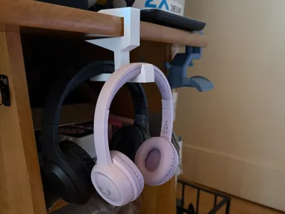 Simple Headphones Hook for Desk