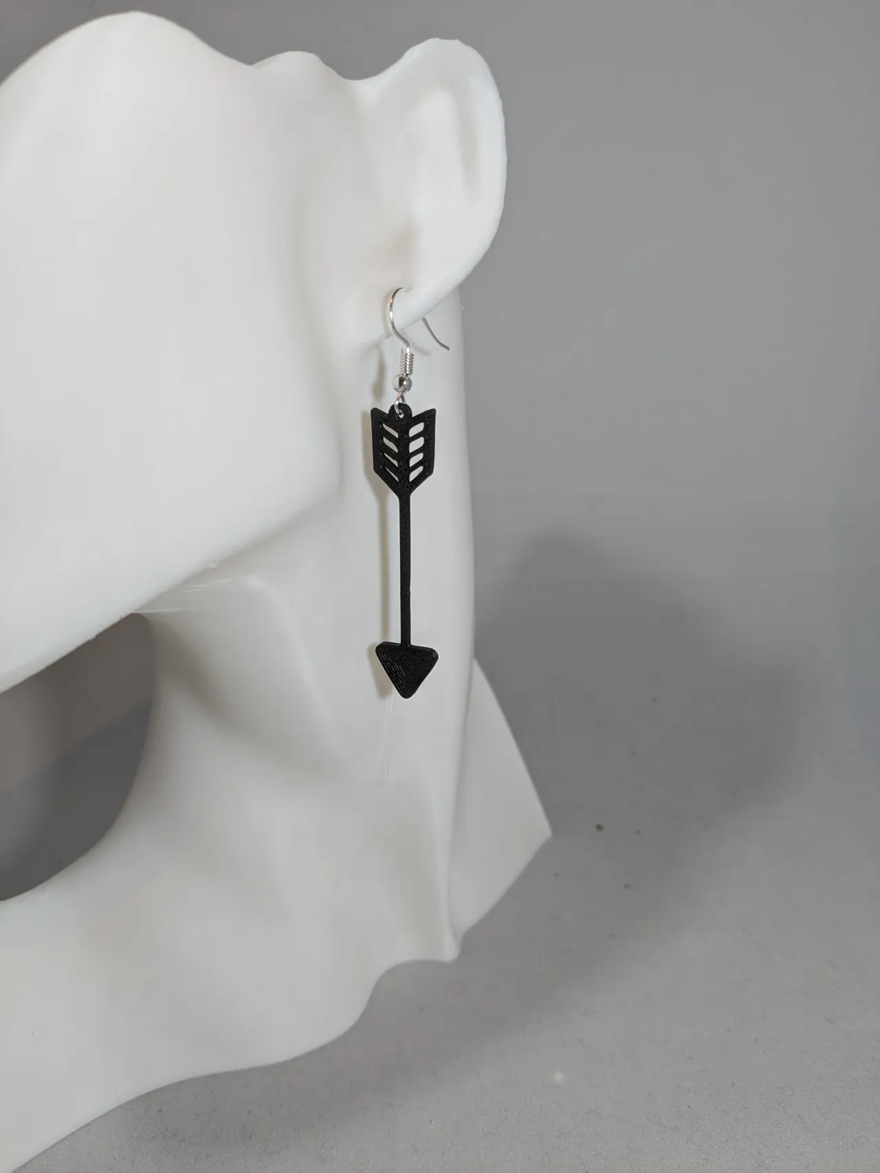 Arrow earrings view 3