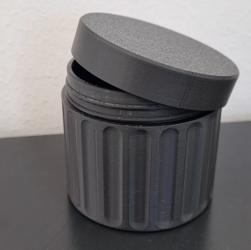 Jar with lid