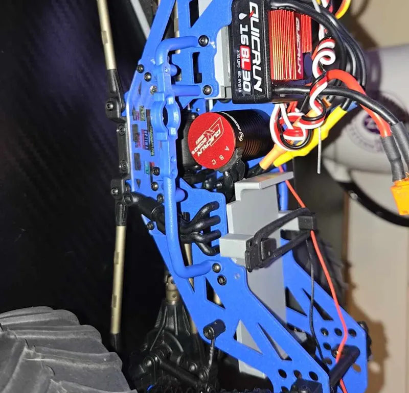 Losi Mini Lmt 1/18 LCG Battery and ESC tray 