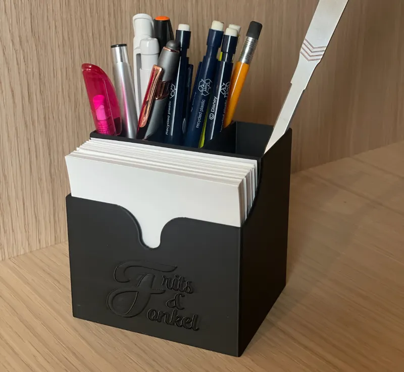 Desk organizer