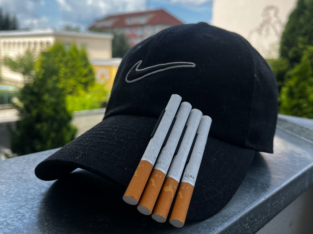 Cig CAP holder
