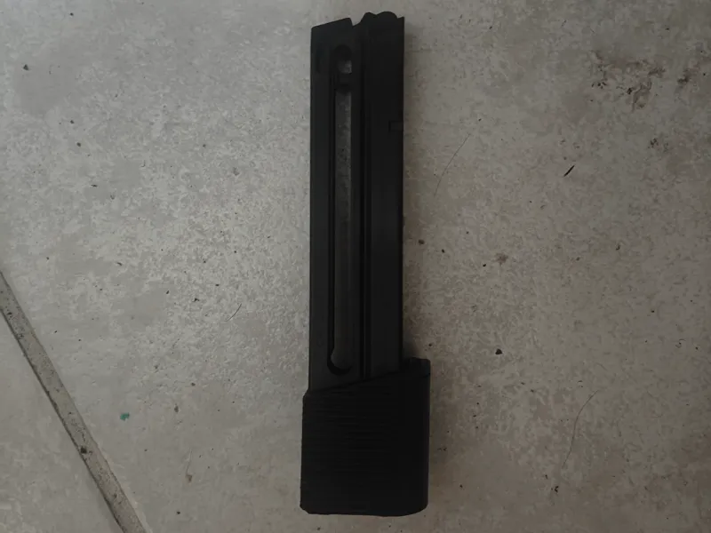 Taurus TX22 + 6 Magazine Extension with clip