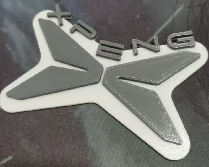 Miniatura 1 do modelo 3D 车标模型
