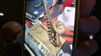 Trophée saxophone "Merci" — photo 3