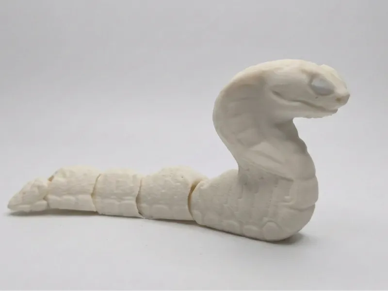 Articulated King Cobra
