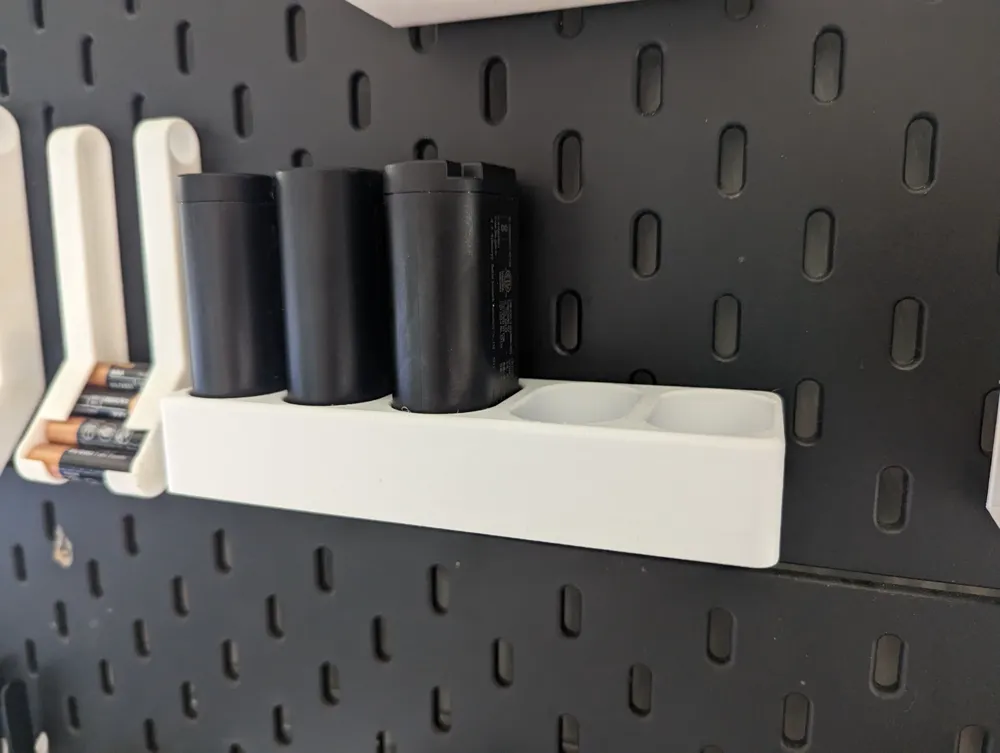 Ikea Braunit Battery holder for Skadis Remixed by Wandering Renegade MakerWorld