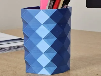 Low Poly Pen Pot