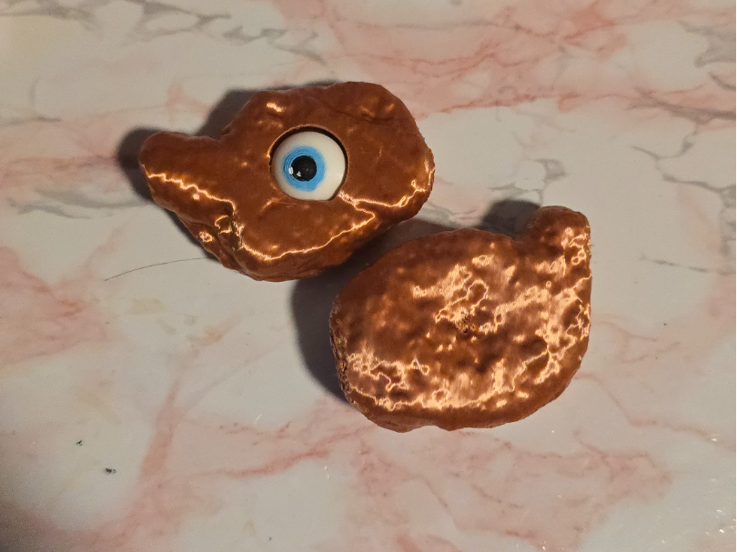 Miniatura 1 do modelo 3D cursed chicken nugget