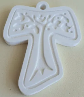 Crocifisso tau con albero della libertà