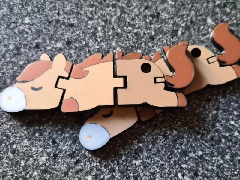 Wackel Pony / schlafenders Pony / Flexi Pony