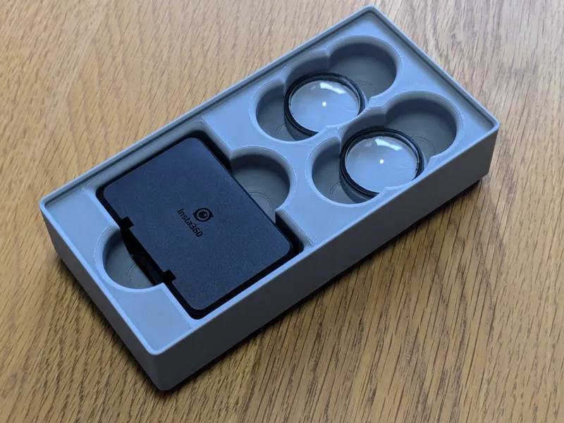 Insta360 X4 lens guard and battery gridfinity bin