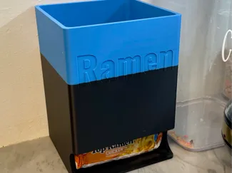 Ramen noodles holder