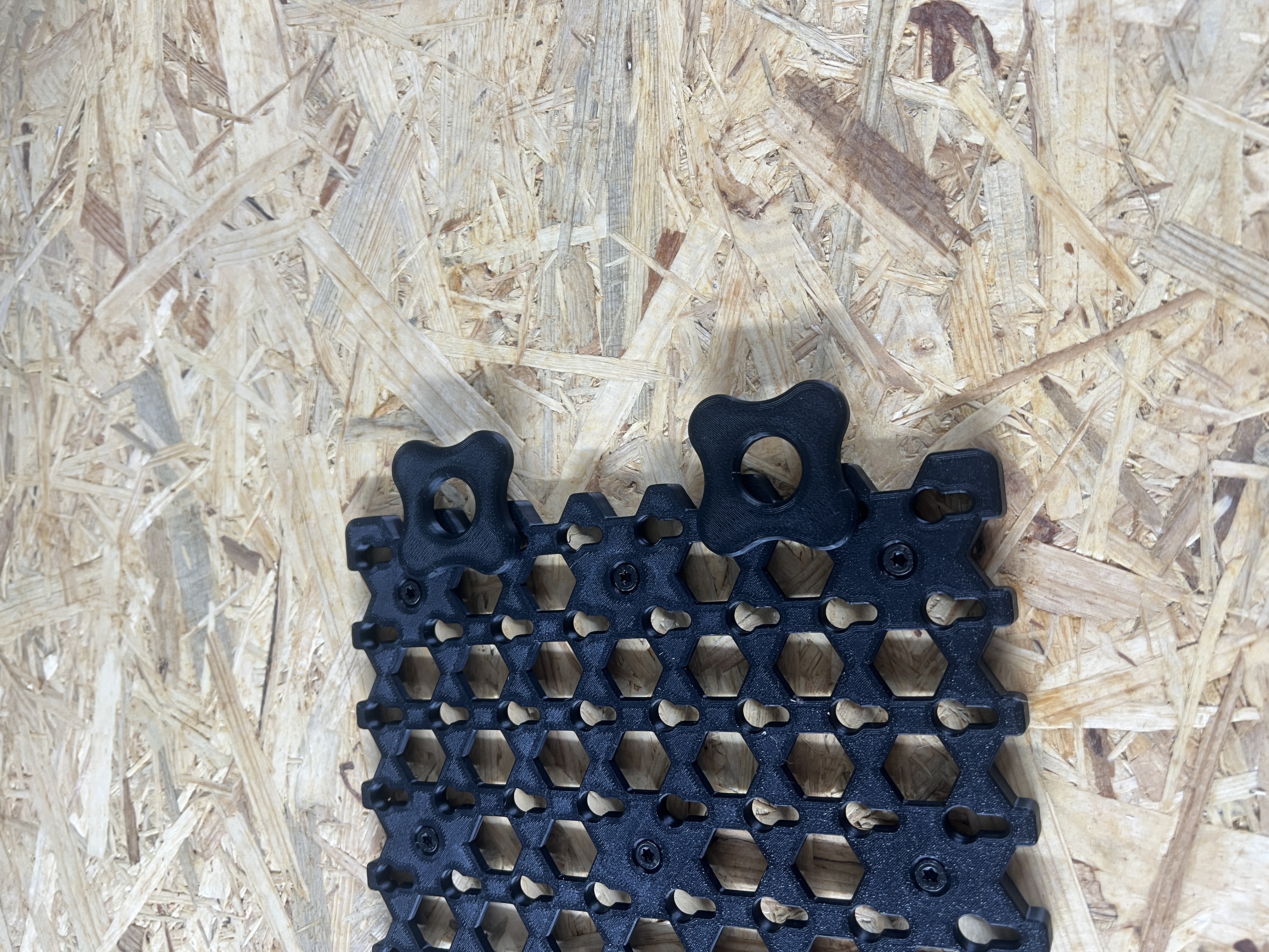 Miniatura 2 do modelo 3D HexaCore Grid System – Base Panel (9-Point Mount)