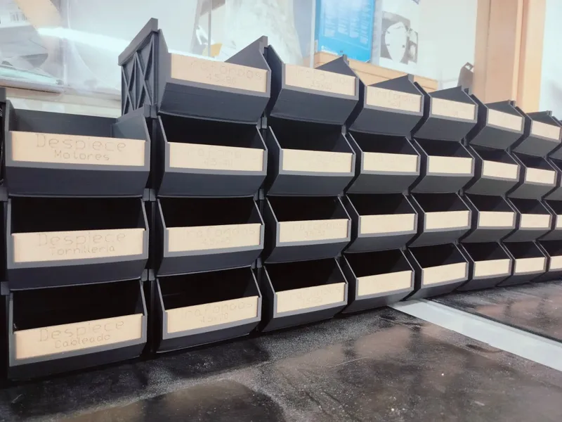 Stackable Screw Bin / Gaveta Apilable Tornillos