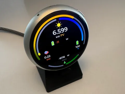 Soporte: Desktop Stand for Waveshare ESP32-S3 1.75″ Display — referencia de MakerWorld