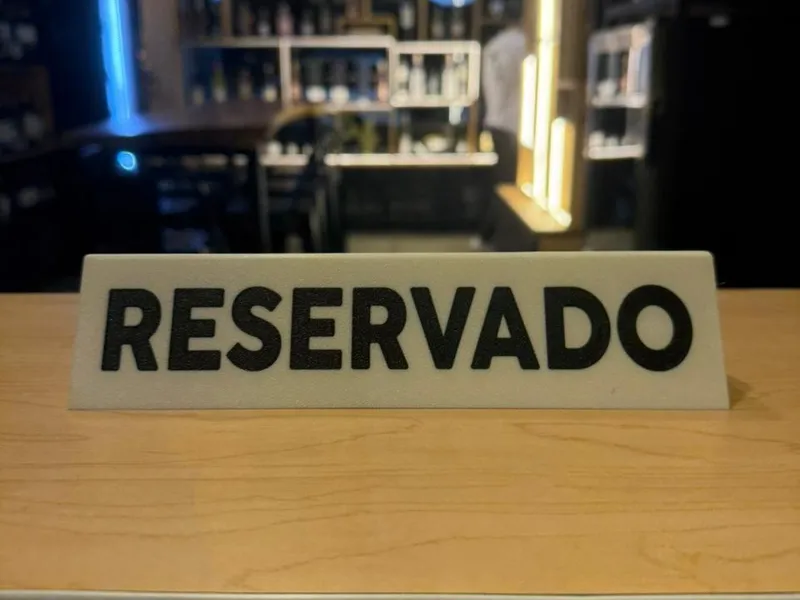 Letrero Reservado Restaurante