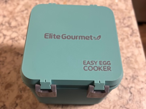Elite Gourmet Easy Egg Cooker case