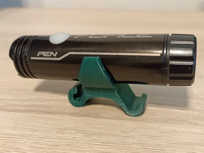 Force pen holder