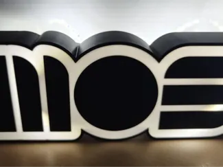 MOS Chip Lightbox