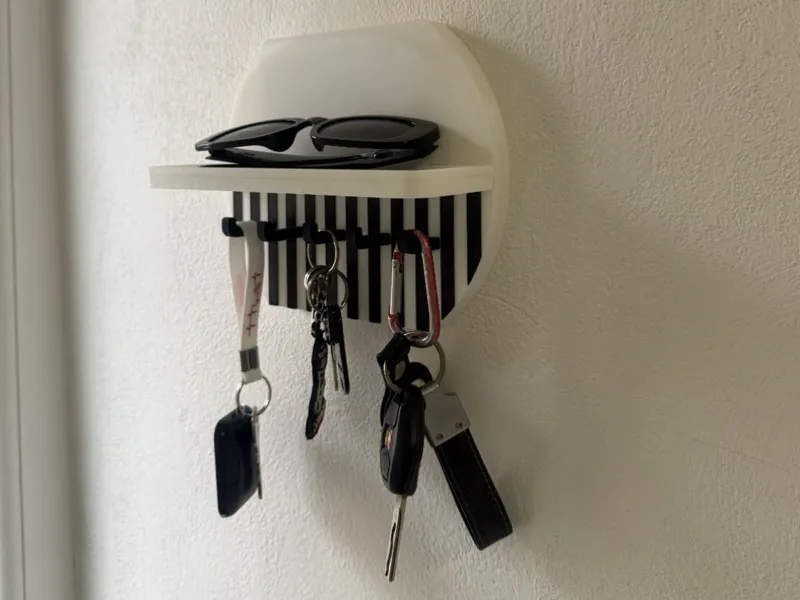 Key wall holder/hanger