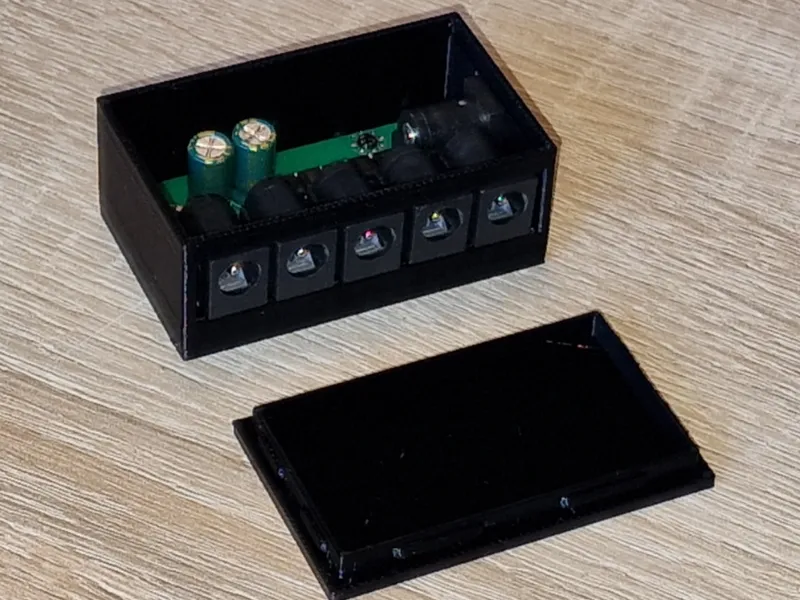 Housing for DC 5 way for 5.5 x 2.1 mm plug
