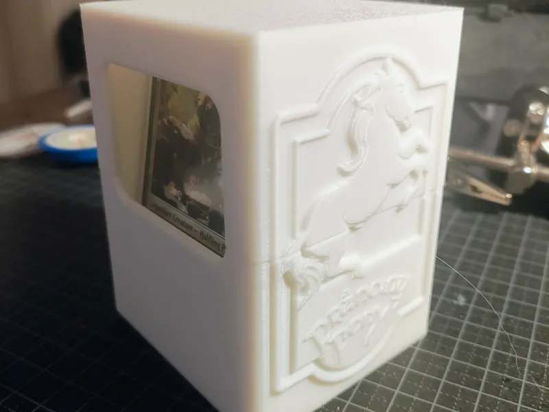 Prancing Pony Commander Deck Box