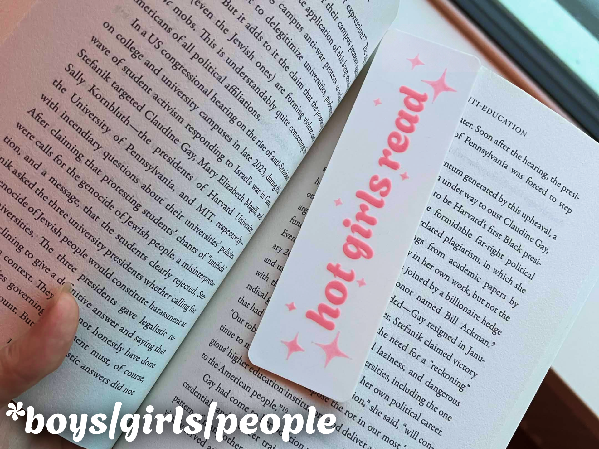 Hot girls/boys/people read - Bookmark
