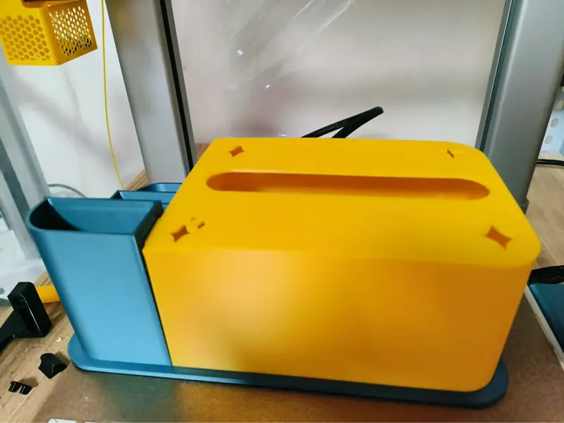 tissue box 