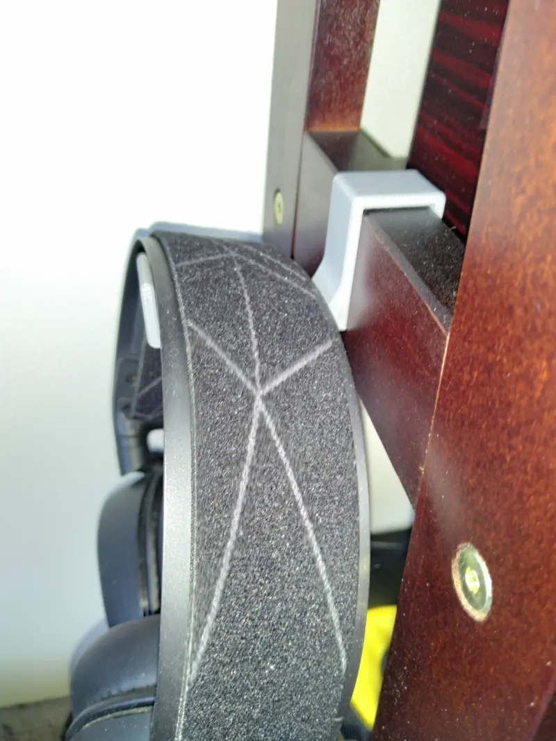 Vertical Headphone hanger/hook