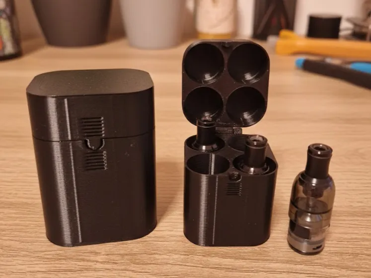 Compact Wenax M1 Cartridge Case (Holds 4)