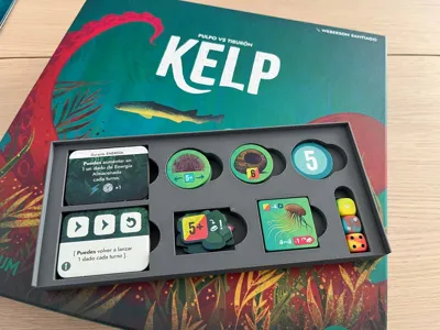 Kelp (retail) w/expansions insert / organizer