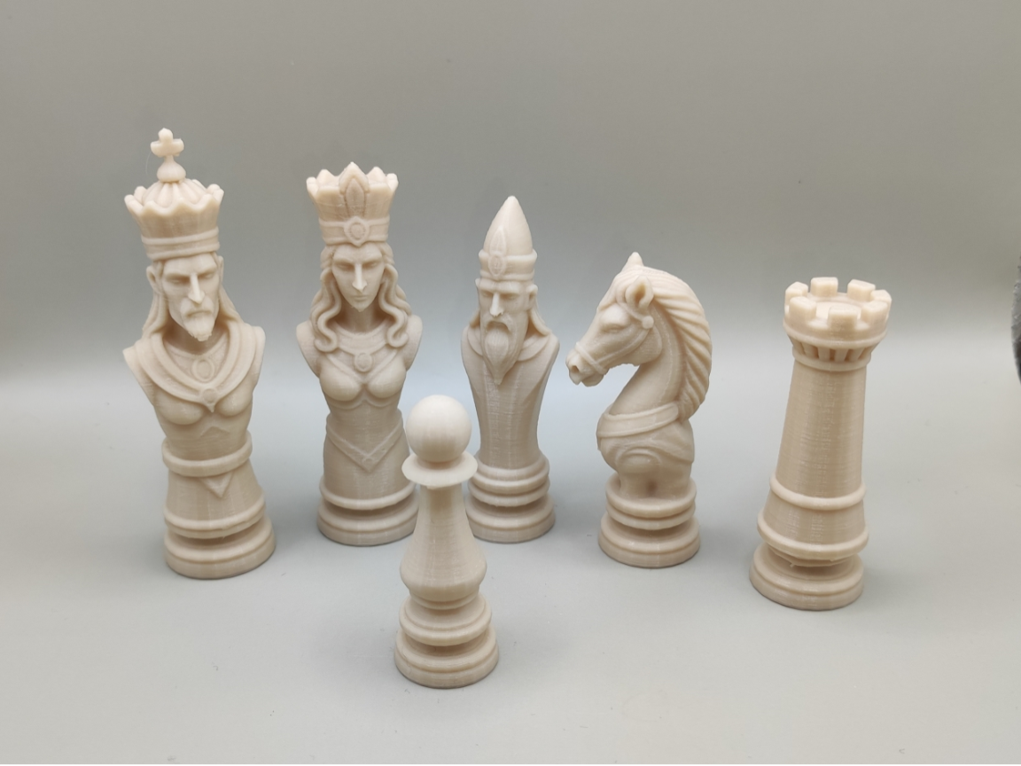 Royal Sculpted Chess Set