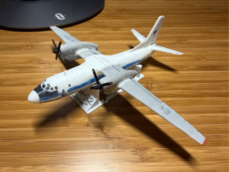 Antonov AN-32 Cline 1:200 scale