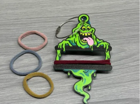 Accesorio para sujetar ligas de cabello: Slimer Ghostbusters Hair Tie Holder Keychain — referencia de MakerWorld