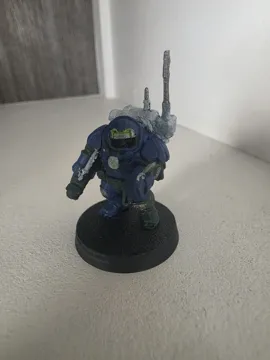 Modelo para impresión 3D: Space dwarf with blaster — vista de referencia 5