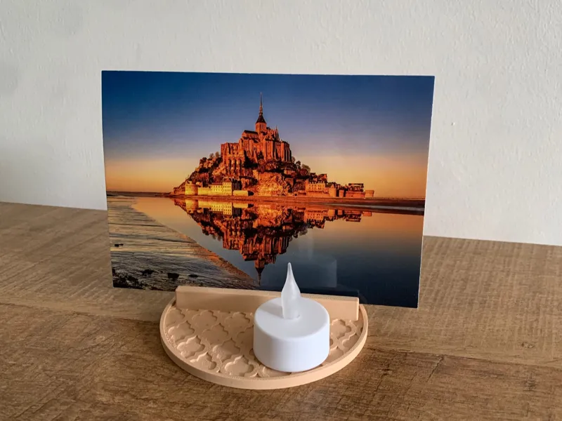 Round Photo and postcard stand