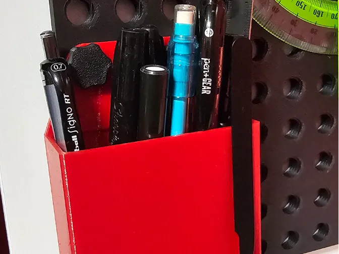 Thread Board Pencil Holder
