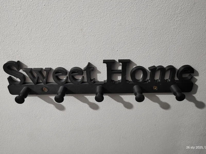 Sweet Home hanger