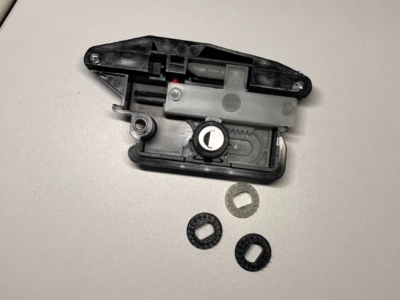 Roof Box Locking Mechanism Gear