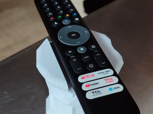 TCL Remote Holder Pillar