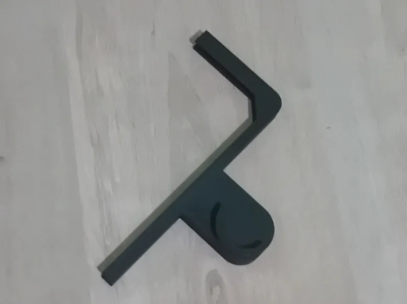 Phone holder on laptop for popsockets
