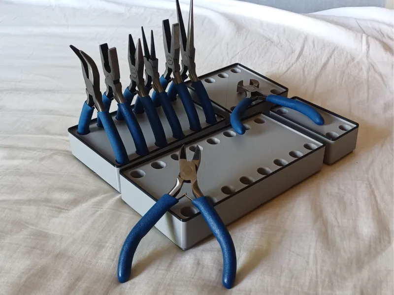 Gridfinity Pliers Box