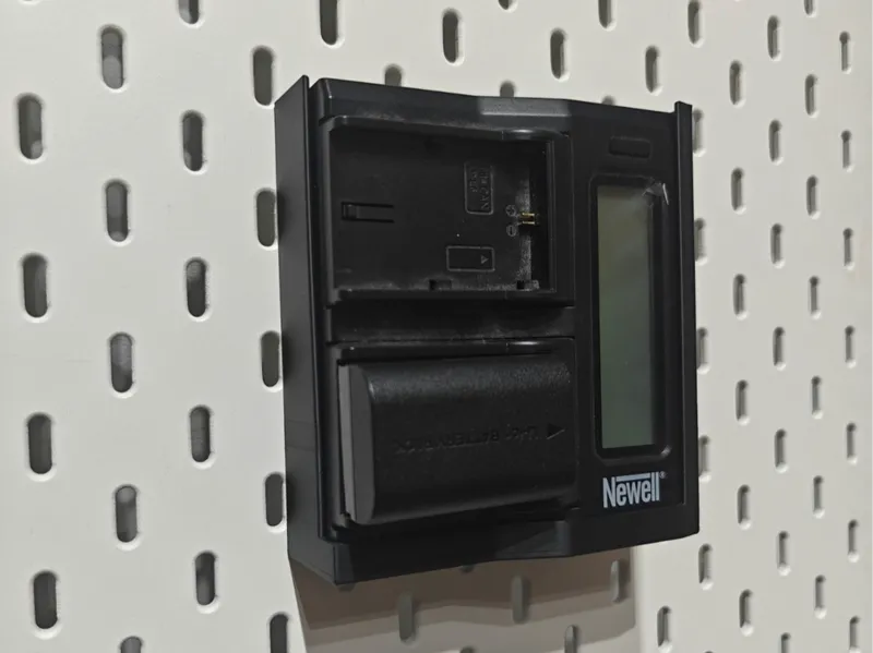 Mount for Newell Charger – Ikea Skadis