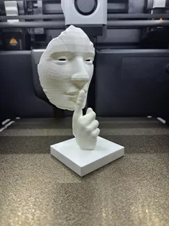 QUIET SCULPTURE
