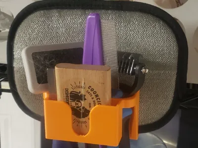 Wire Shelve Cat Brush Caddy