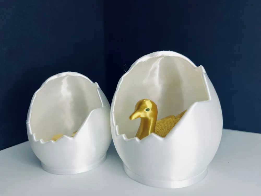 Golden goose with hatched egg and 7 golden eggs by Rei Bau MakerWorld ...