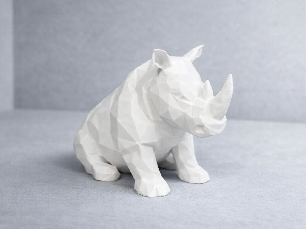 Rhinoceros / Rhino - Sitting - Low Poly - Animal