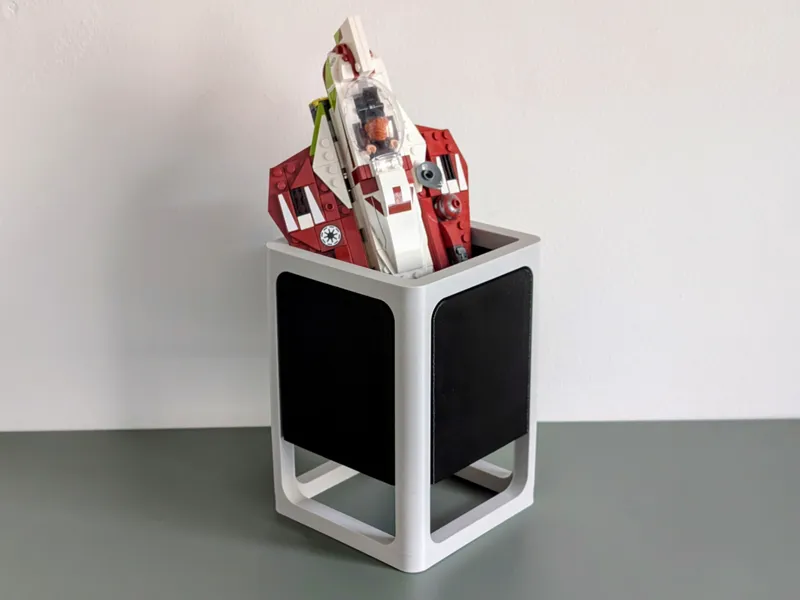 Modern Minimalistic Flower Pot